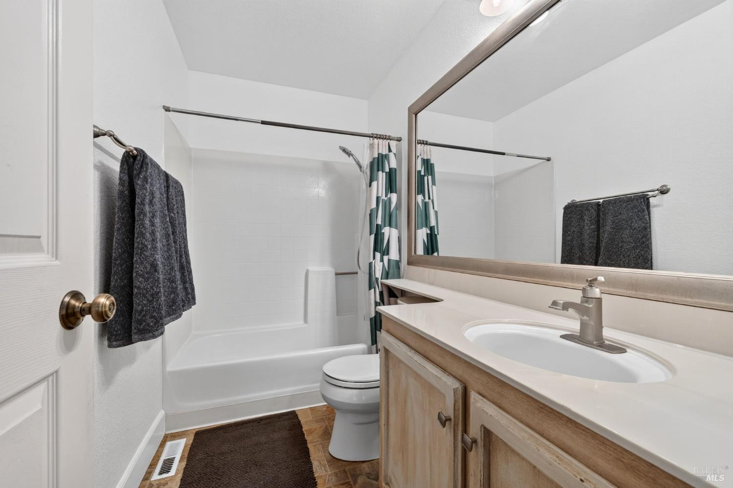 231 Kildare Lane Vacaville CA 95688