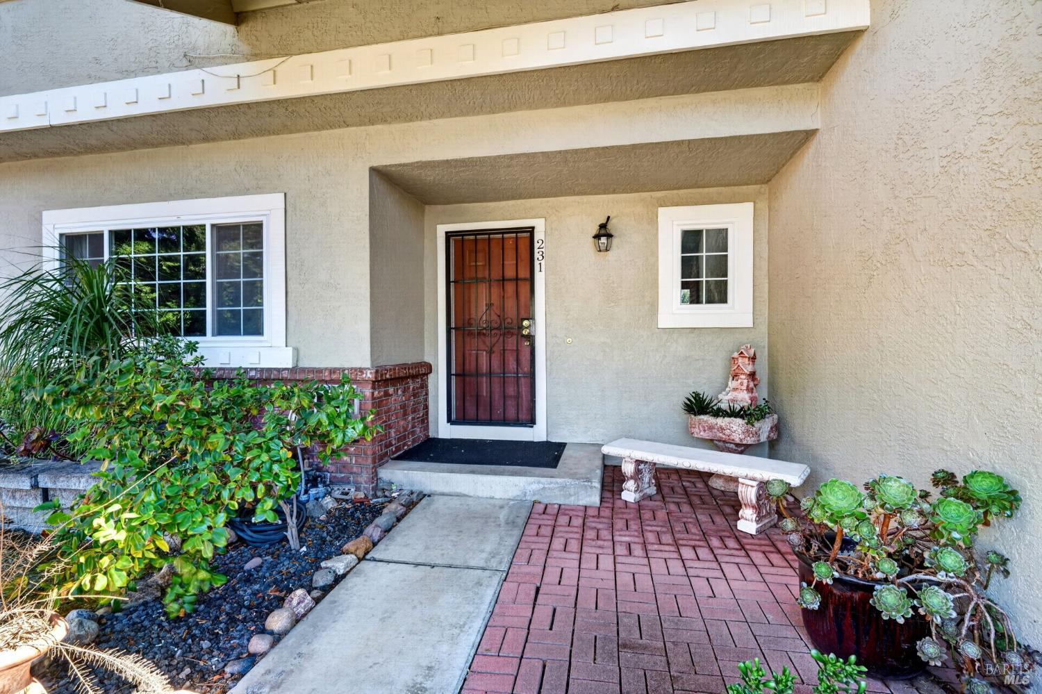 231 Kildare Lane Vacaville CA 95688
