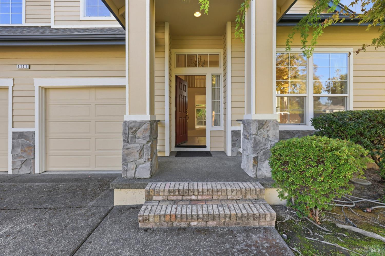 1111 Jennifer Lane Windsor CA 95492
