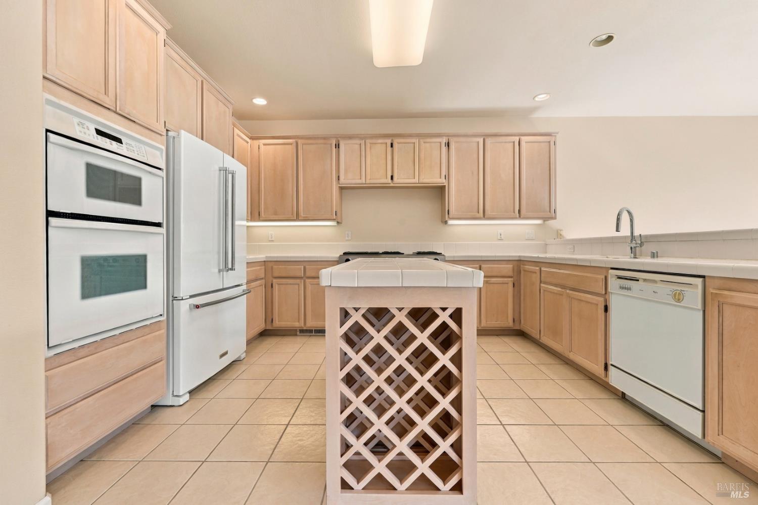 1111 Jennifer Lane Windsor CA 95492
