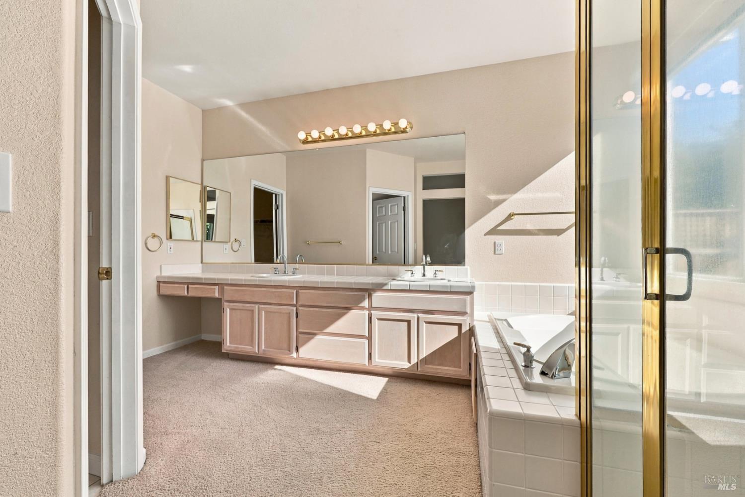 1111 Jennifer Lane Windsor CA 95492