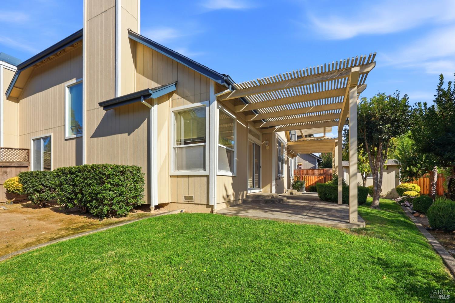 1111 Jennifer Lane Windsor CA 95492