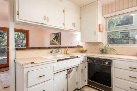 1102 Michigan Drive Santa Rosa CA 95405