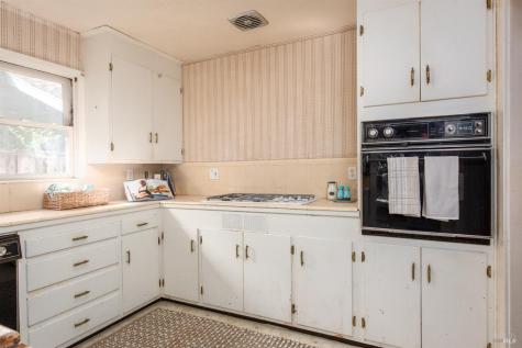 1102 Michigan Drive Santa Rosa CA 95405