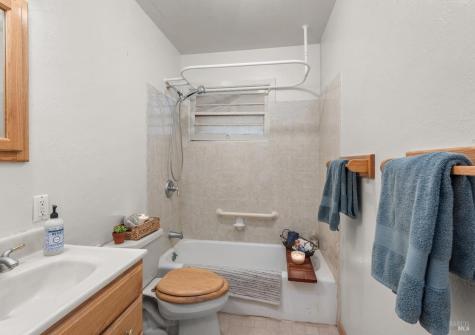 1102 Michigan Drive Santa Rosa CA 95405