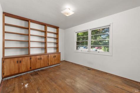 1102 Michigan Drive Santa Rosa CA 95405