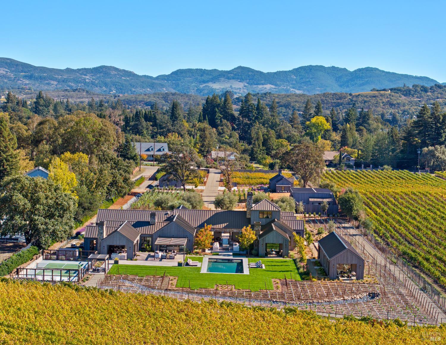 1590 Mckinley Road Napa CA 94558