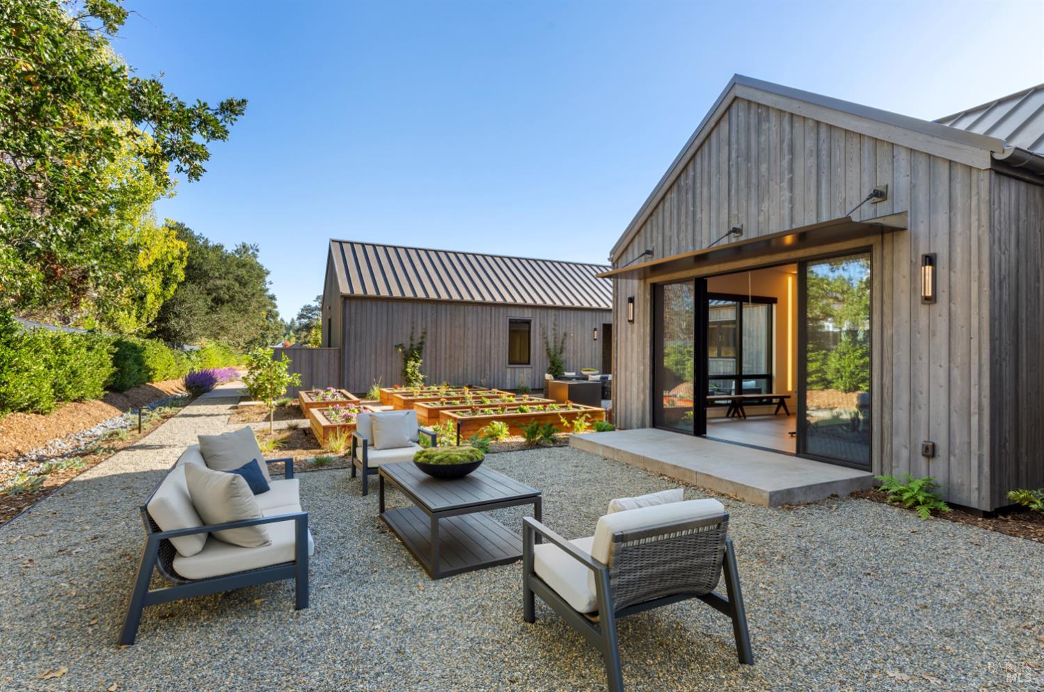 1590 Mckinley Road Napa CA 94558
