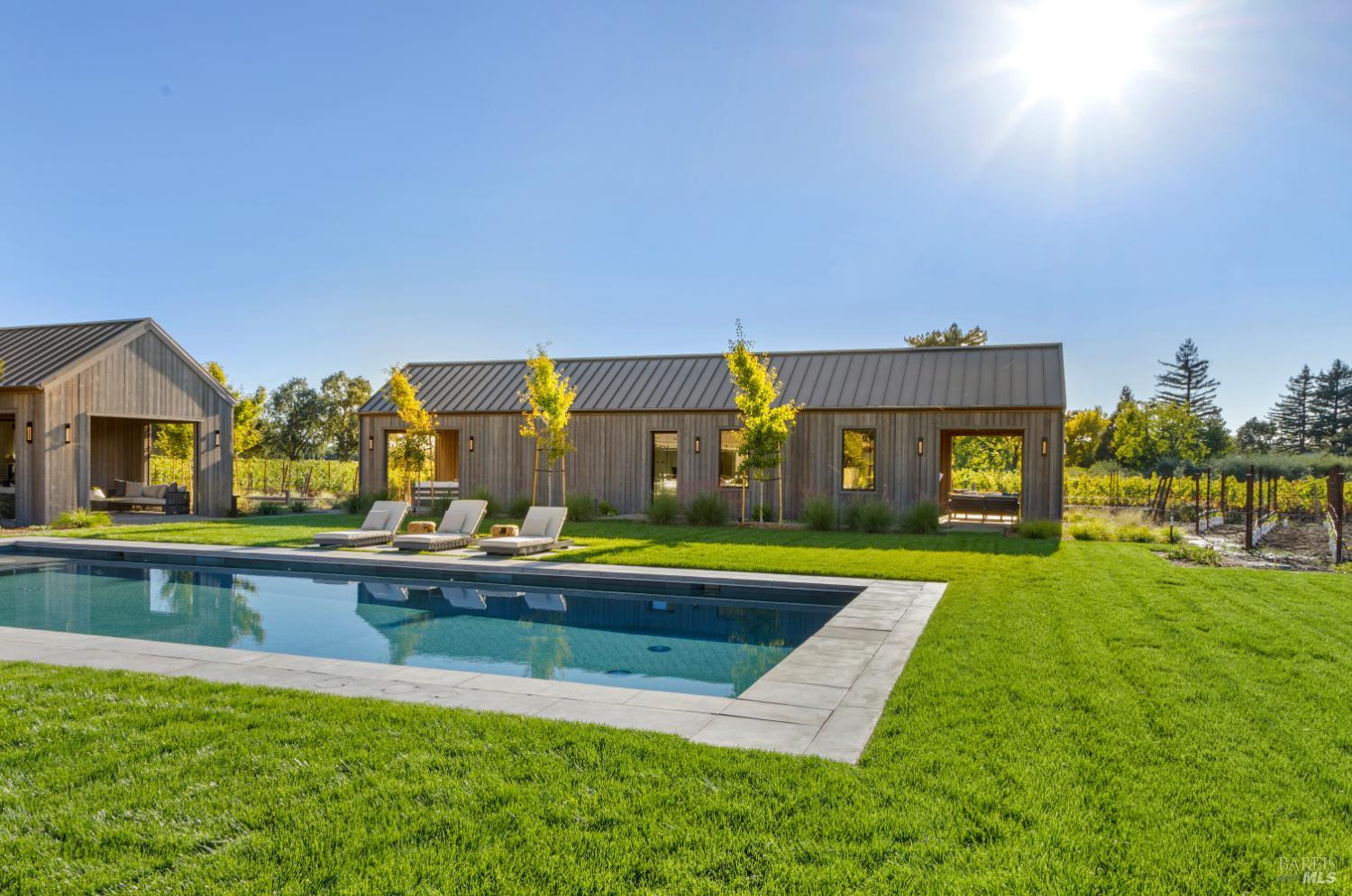 1590 Mckinley Road Napa CA 94558