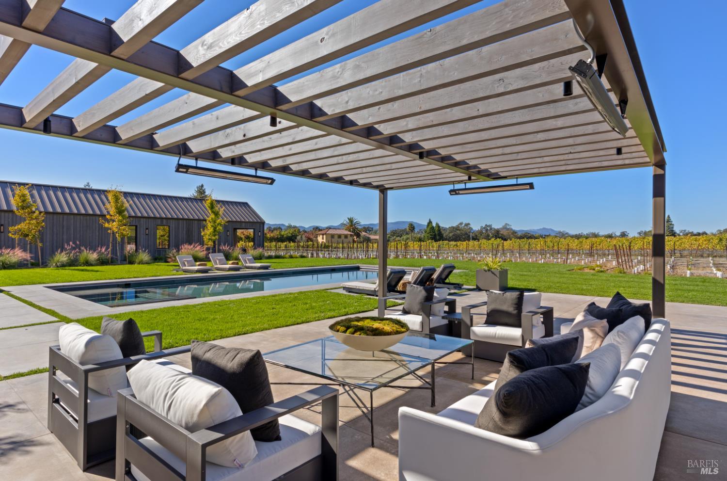 1590 Mckinley Road Napa CA 94558