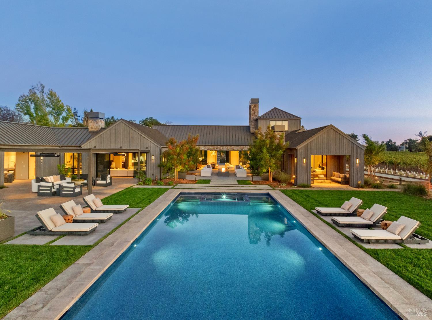 1590 Mckinley Road Napa CA 94558