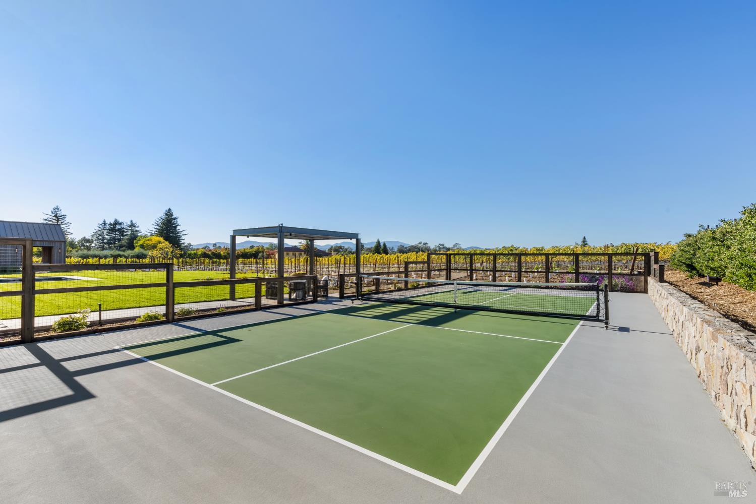 1590 Mckinley Road Napa CA 94558