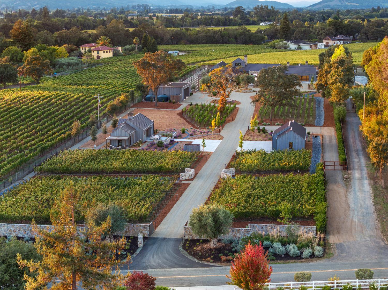 1590 Mckinley Road Napa CA 94558