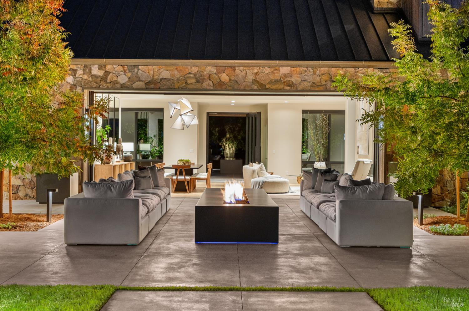 1590 Mckinley Road Napa CA 94558