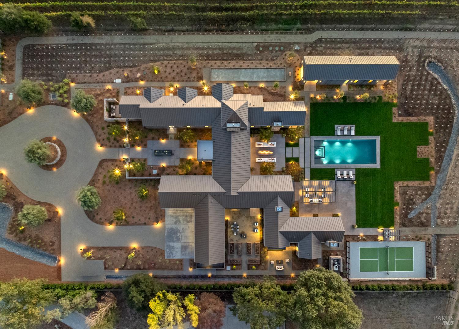 1590 Mckinley Road Napa CA 94558