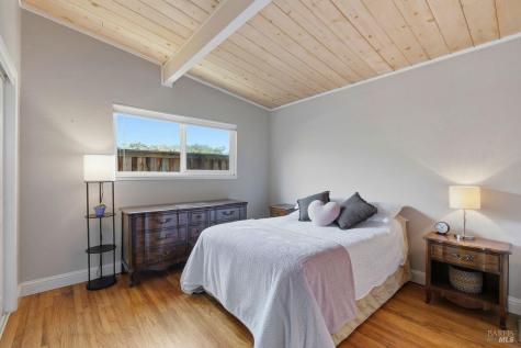4827 Perezoso Calle Santa Rosa CA 95409