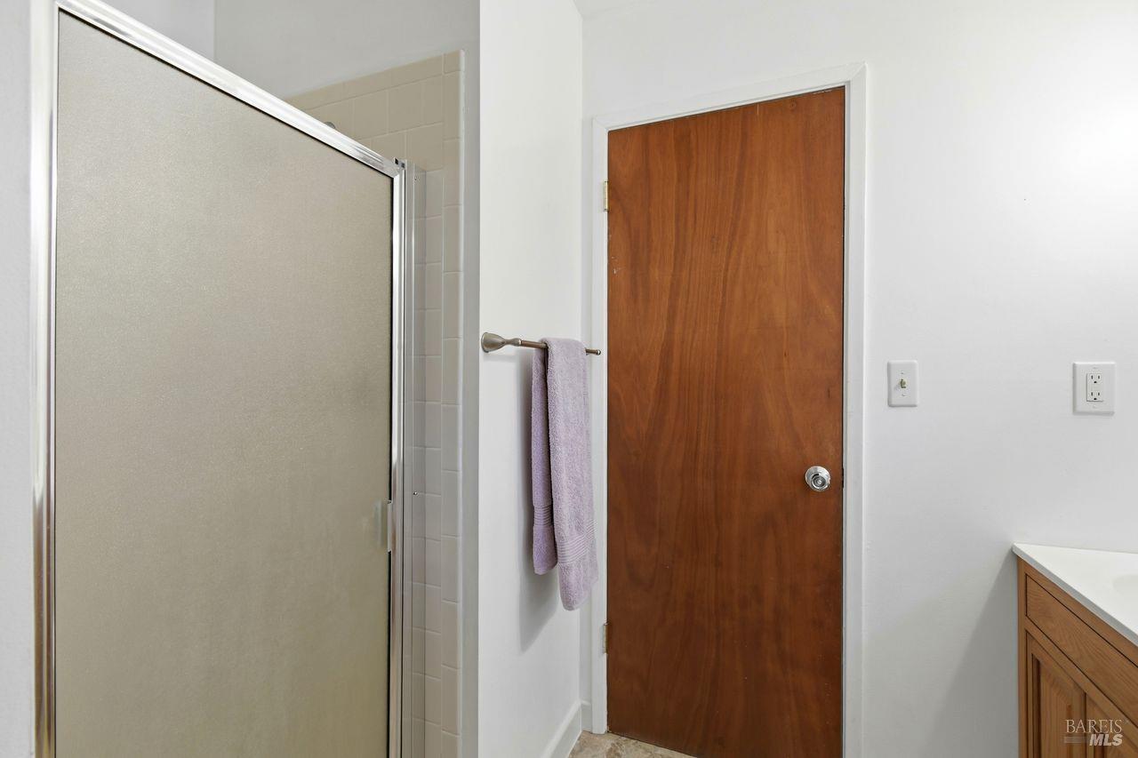 4827 Perezoso Calle Santa Rosa CA 95409
