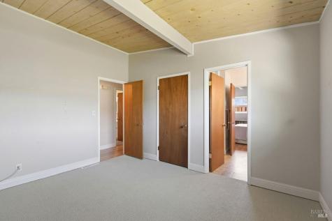 4827 Perezoso Calle Santa Rosa CA 95409