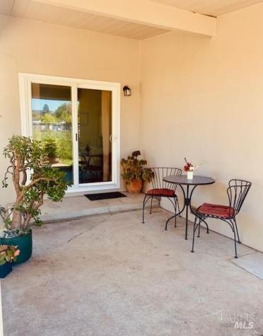 4827 Perezoso Calle Santa Rosa CA 95409