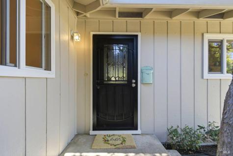 4827 Perezoso Calle Santa Rosa CA 95409