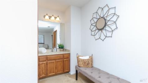 979 Hacienda Circle Rohnert Park CA 94928