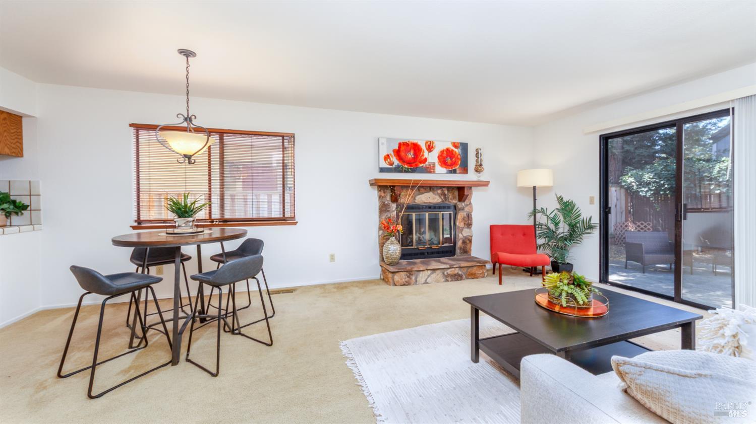 979 Hacienda Circle Rohnert Park CA 94928