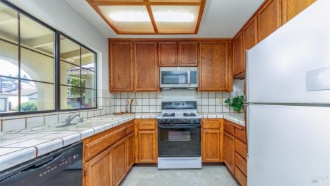 979 Hacienda Circle Rohnert Park CA 94928