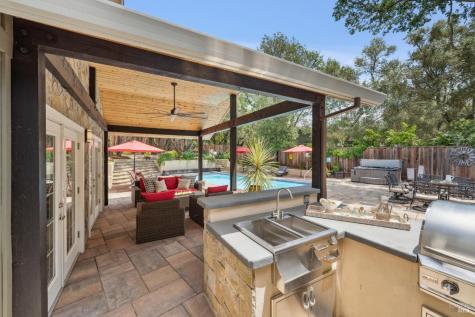4880 Warm Springs Road Glen Ellen CA 95442
