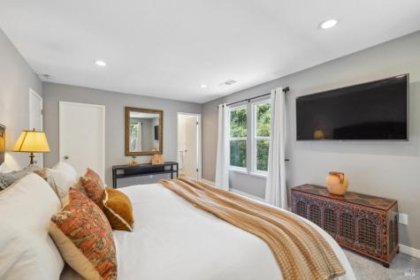 4880 Warm Springs Road Glen Ellen CA 95442