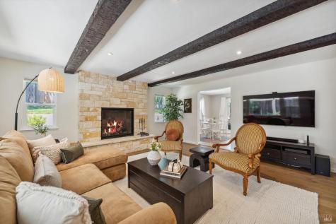 4880 Warm Springs Road Glen Ellen CA 95442