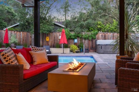 4880 Warm Springs Road Glen Ellen CA 95442