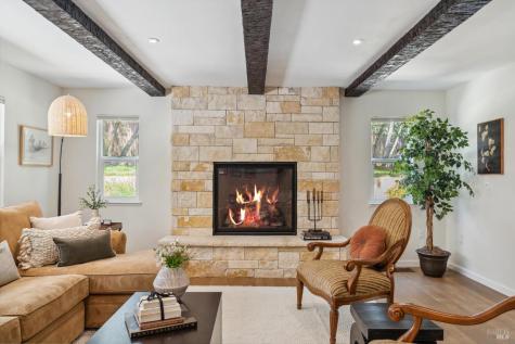 4880 Warm Springs Road Glen Ellen CA 95442