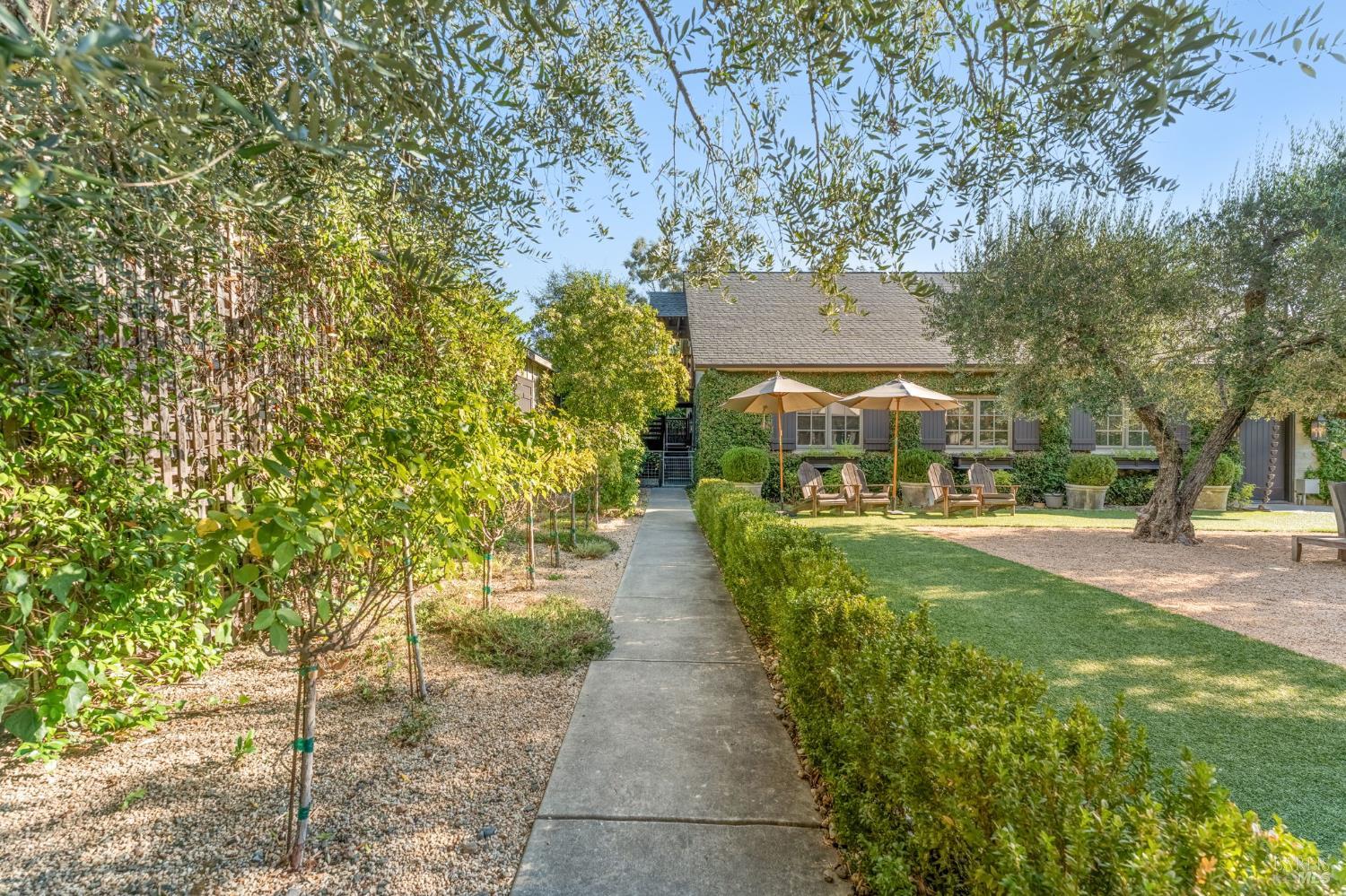 1262 Allyn Avenue St. Helena CA 94574