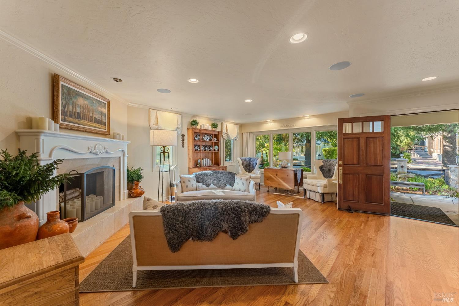 1262 Allyn Avenue St. Helena CA 94574