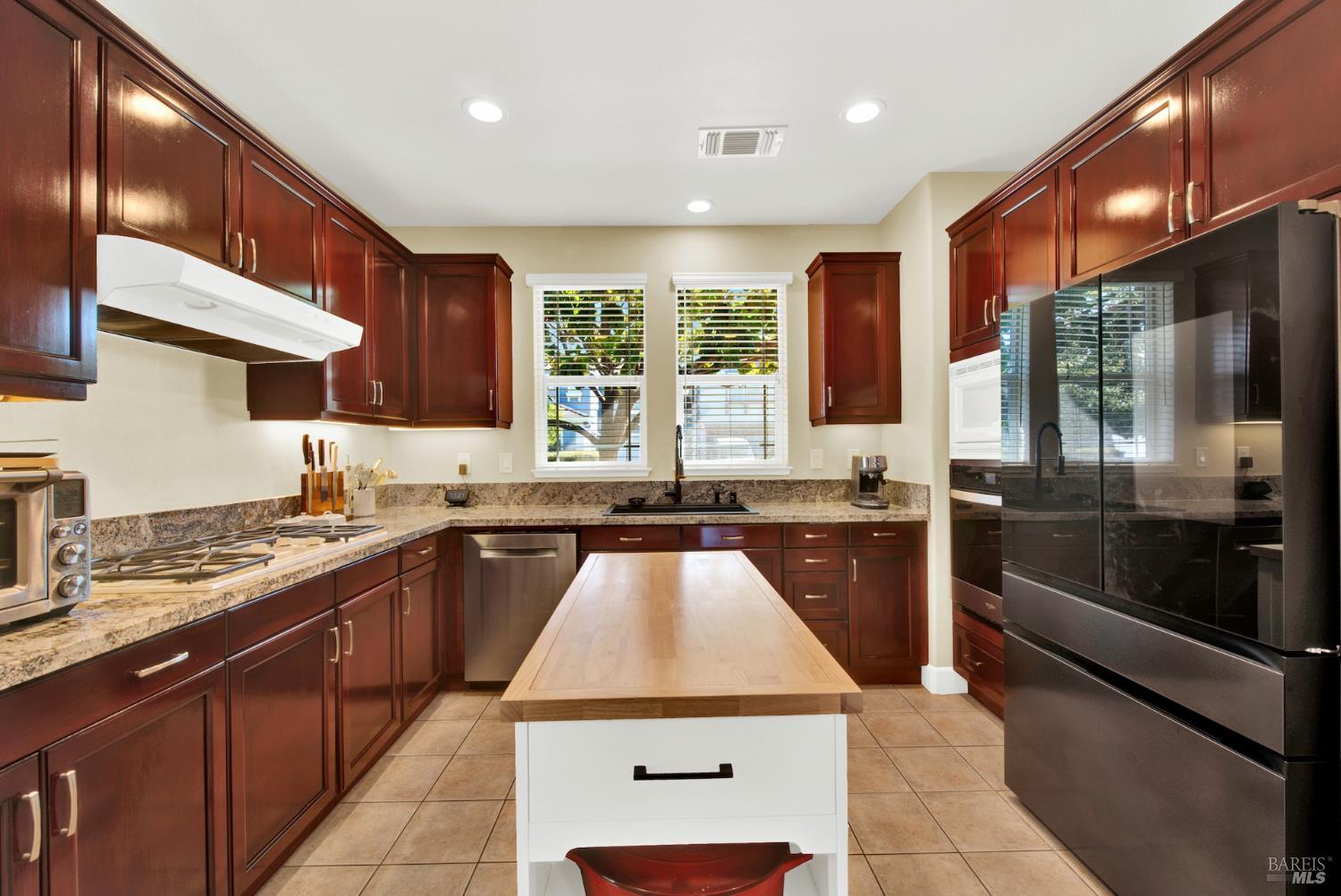 3209 Von Uhlit Ranch Road Napa CA 94558