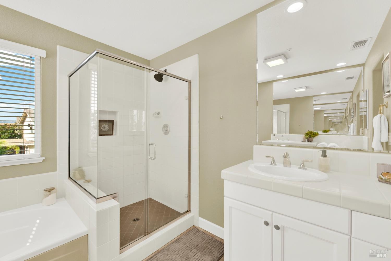3209 Von Uhlit Ranch Road Napa CA 94558