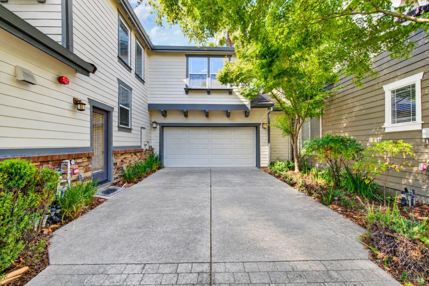 3209 Von Uhlit Ranch Road Napa CA 94558