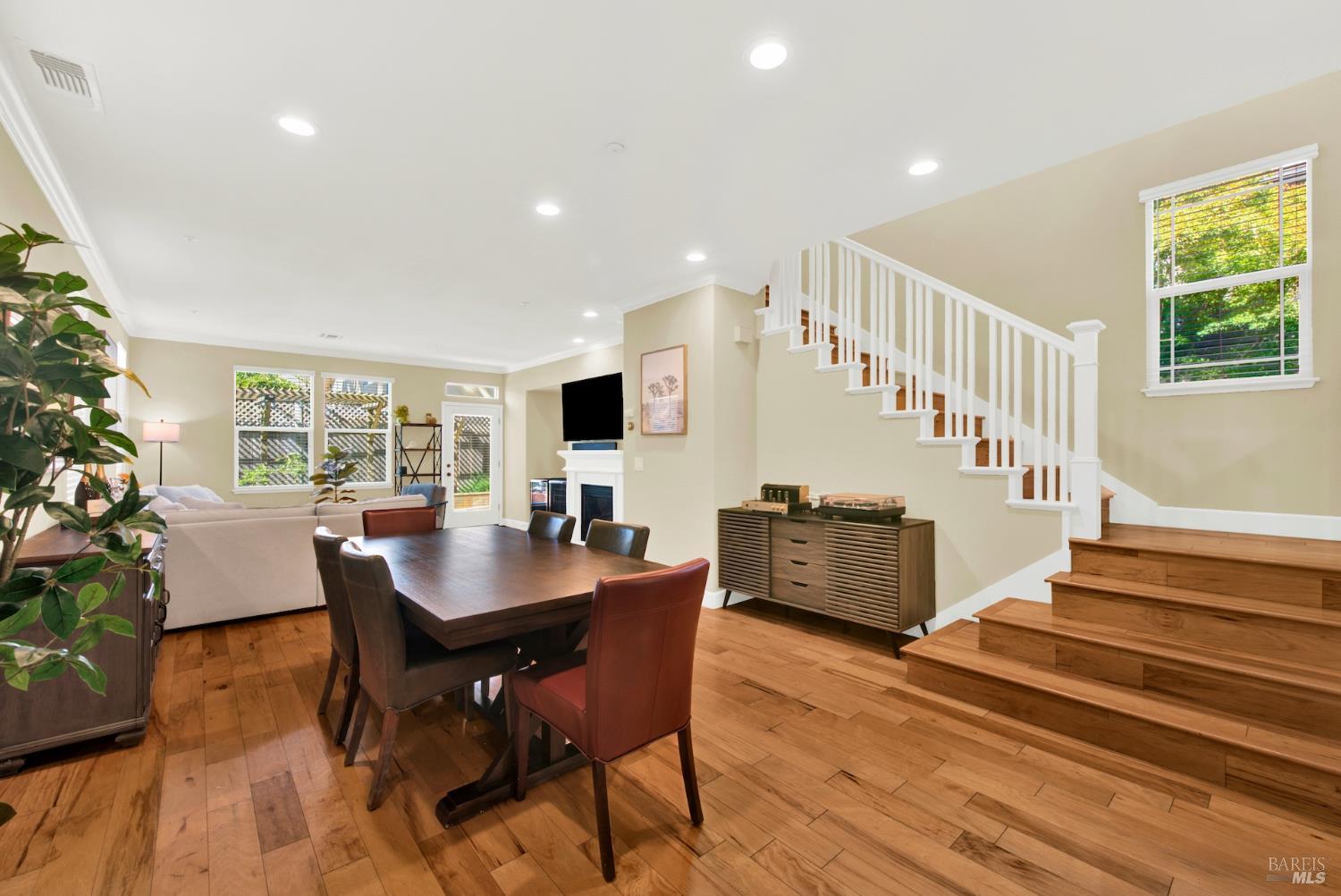 3209 Von Uhlit Ranch Road Napa CA 94558