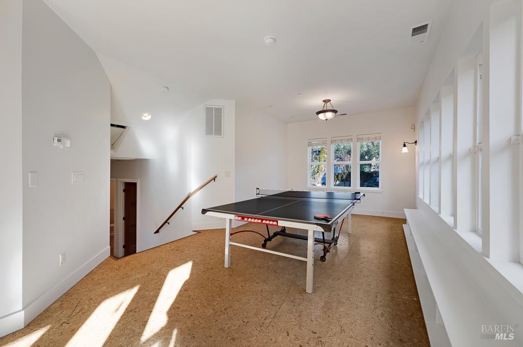 801 Samantha Court Healdsburg CA 95448