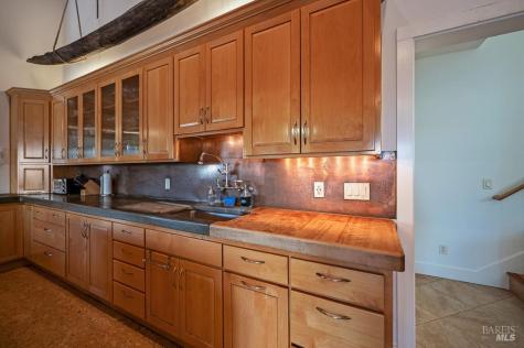 801 Samantha Court Healdsburg CA 95448