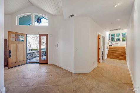 801 Samantha Court Healdsburg CA 95448