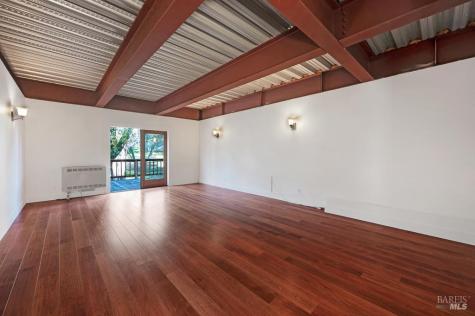 801 Samantha Court Healdsburg CA 95448