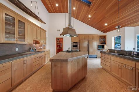 801 Samantha Court Healdsburg CA 95448