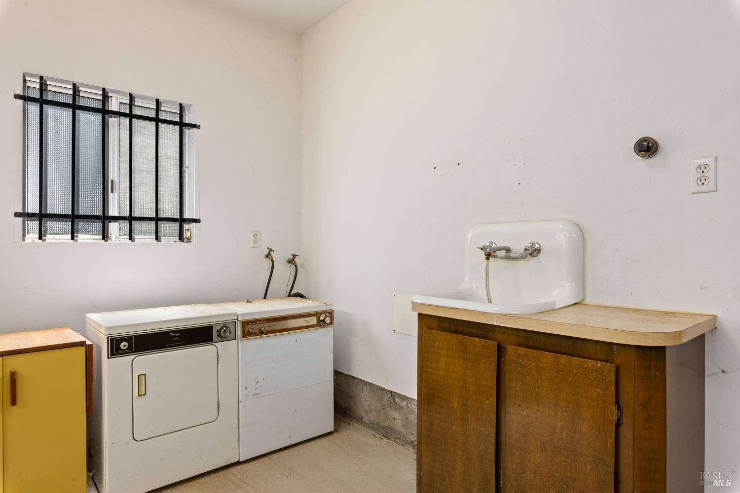 3155 E State Hwy 20 Highway Nice CA 95464