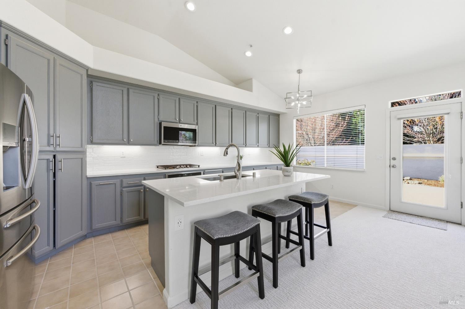 51 Regatta Way Napa CA 94559