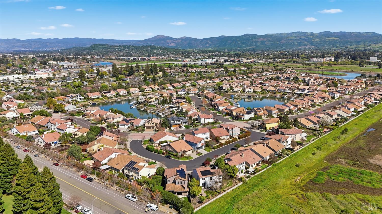 51 Regatta Way Napa CA 94559