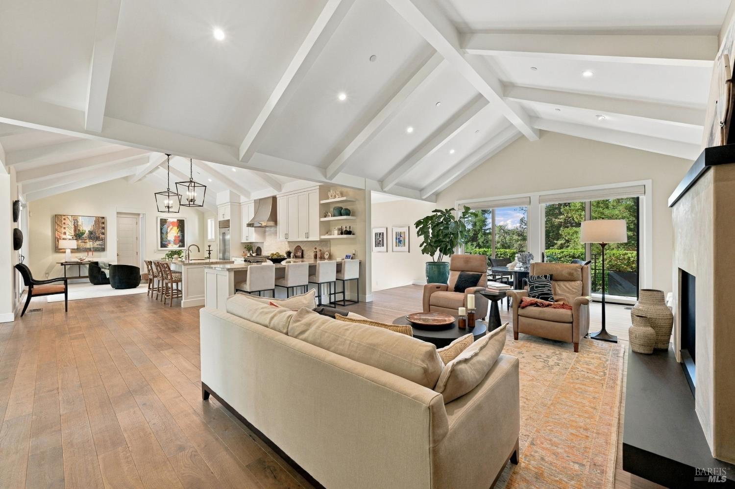 142 Westgate Drive Napa CA 94558