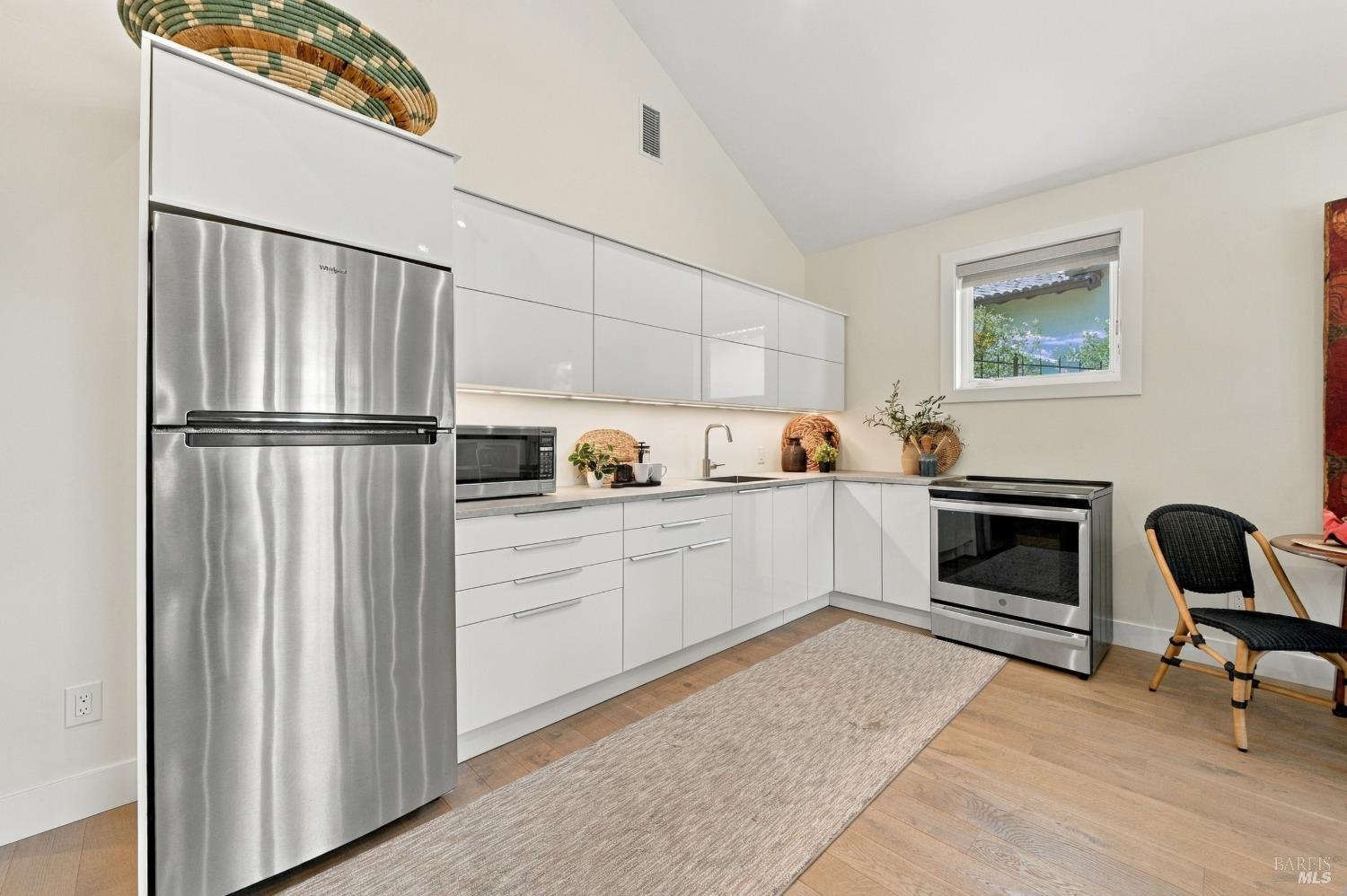 142 Westgate Drive Napa CA 94558
