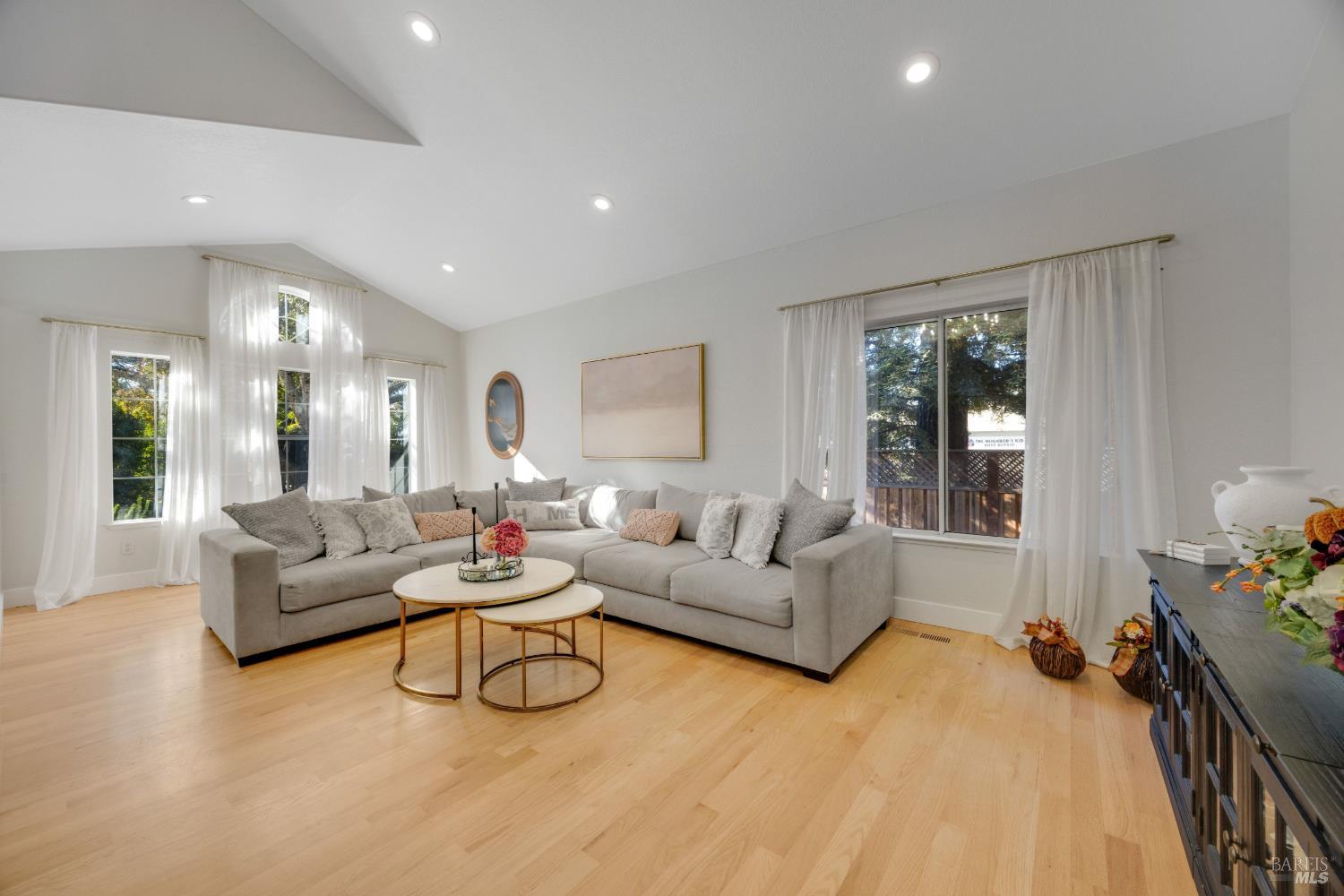 4041 Haven Court Sebastopol CA 95472