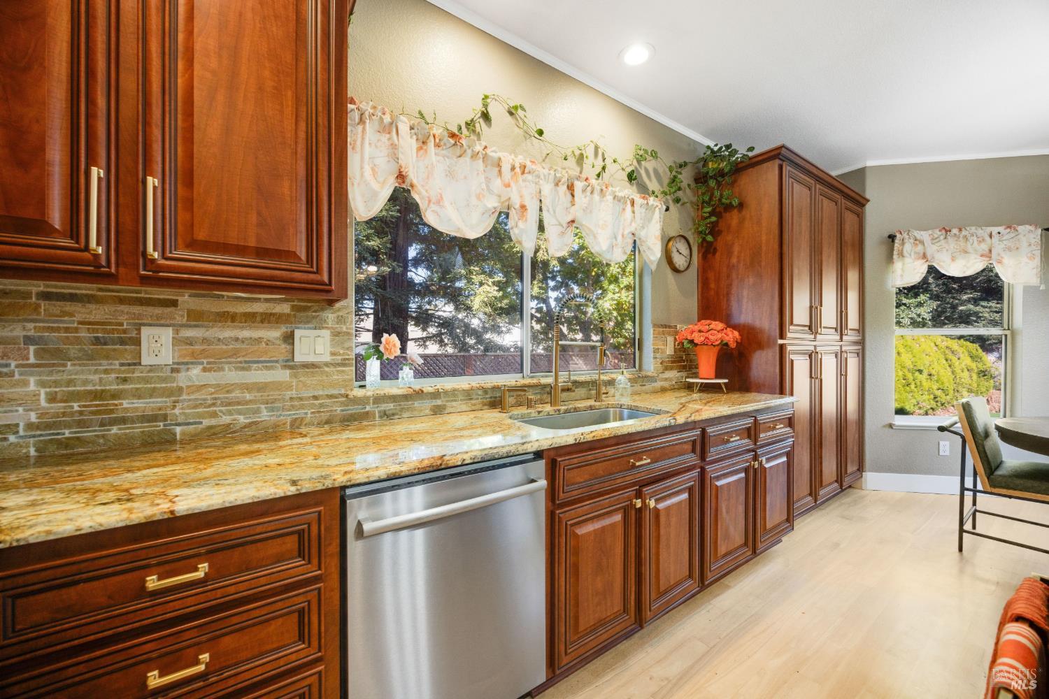 4041 Haven Court Sebastopol CA 95472